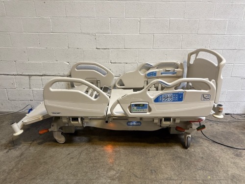 HILL-ROM ADVANTA 2 HOSPITAL BED