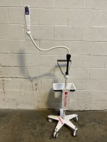 ACCUVEIN AV500 VEIN VIEWER SYSTEM ON ROLLING STAND