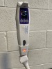 ACCUVEIN AV500 VEIN VIEWER SYSTEM ON ROLLING STAND - 2