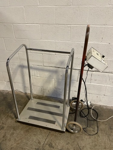 ACME MEDICAL SCALE 7200 SAFE-T-RAIL PATIENT SCALE