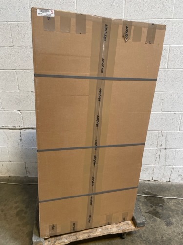 BERCHTOLD CHROMOPHARE F300 MOBILE EXAM LIGHT