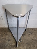 PEDIGO TRIANGULAR STAINLESS STEEL LINEN HAMPER W/LID