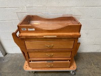 GE WOODEN BASSINET