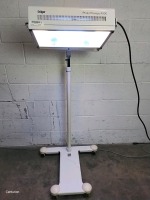 DRAGER PHOTO-THERAPY 4000 PHOTOTHERAPY SYSTEM ON ROLLING STAND