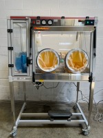 ISOTECH DESIGN MICROSPHERE STERILE COMPOUNDING HOOD