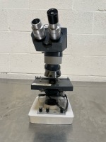 AO ONE-TEN MICROSCOPE WITH 4 OBJECTIVES PLAN ACHRO (10/.25 , 45/.25 , 50/.80 , & 100/1.25)