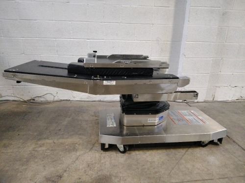 STERIS AMSCO 5085 OPERATING ROOM TABLE
