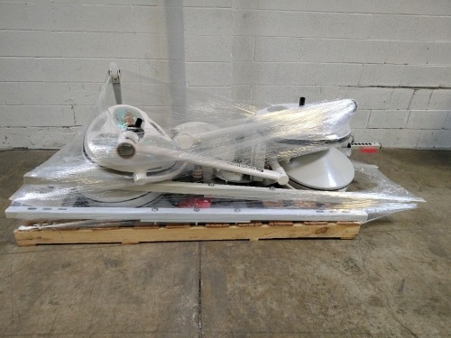 LOT OF BERCHTOLD & SKYTRON O.R. LIGHTS ON SKID
