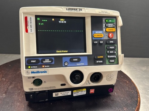 MEDTRONIC LIFEPAK 20 DEFIBRILLATOR/MONITOR