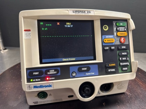 MEDTRONIC LIFEPAK 20 DEFIBRILLATOR/MONITOR