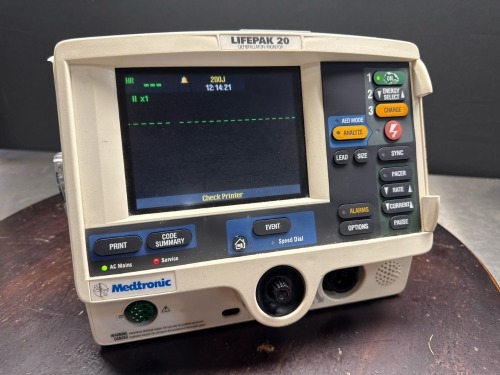 MEDTRONIC LIFEPAK 20 DEFIBRILLATOR/MONITOR