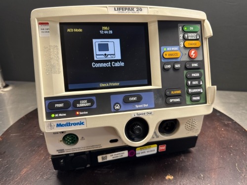 MEDTRONIC LIFEPAK 20 DEFIBRILLATOR/MONITOR