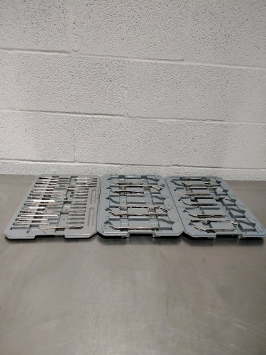 LOT OF ORTHOPEDIC INSTRUMENTS