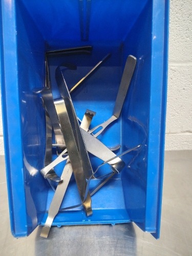 LOT OF SPECIALITY INSTRUMENTS