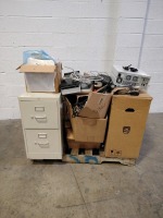 LOT OF MISCELLANEOUS ITEMS SKID