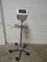 GE DASH 3000 PATIENT MONITOR ON ROLLING STAND
