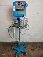 GE PRO 100V2 DUNAMAP PATIENT MONITOR ON ROLLING STAND