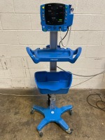 GE DINAMAP V100 CARESCAPE PATIENT MONITOR ON ROLLING STAND