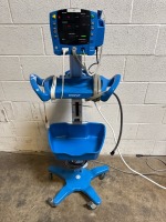 GE DINAMAP V100 CARESCAPE PATIENT MONITOR ON ROLLING STAND