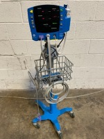 GE DINAMAP CARESCAPE V100 PATIENT MONITOR ON ROLLING STAND
