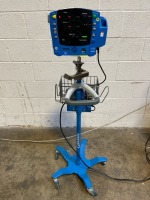 GE DINAMAP V100 CARESCAPE PATIENT MONITOR ON ROLLING STAND