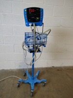 GE DINAMAP V100 CARESCAPE PATIENT MONITOR ON ROLLING STAND