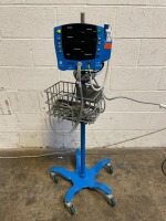GE DINAMAP V100 CARESCAPE PATIENT MONITOR ON ROLLING STAND