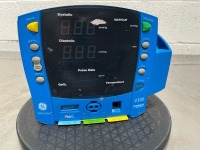 GE CARESCAPE V100 PATIENT MONITOR