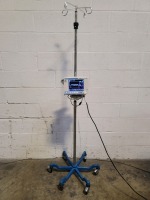 ORIDION MEDICAL CAPNOSTREAM 20 PATIENT MONITOR ON ROLLING STAND