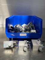 LOT OF ASSORTED AIR BLENDERS
