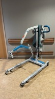 MEDLINE PATIENT LIFT W/ REMOTE, 450 LBS CAPACITY, POWERED LOCATED AT: LOCATED AT: 1 MEDICAL CENTER BLVD, CHESTER, PA 19013 1/PPE