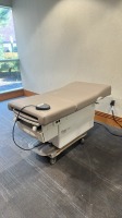RITTER 222 EXAM TABLE W/ FOOT CONTROL, DBRT, WBASE, POWERED LOCATED AT: LOCATED AT: 1 MEDICAL CENTER BLVD, CHESTER, PA 19013 CLARK AUDITORIUM