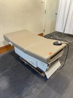 RITTER 223 EXAM TABLE W/ FOOT CONTROL, BLUET, POWERED LOCATED AT: LOCATED AT: 1 MEDICAL CENTER BLVD, CHESTER, PA 19013 CLARK AUDITORIUM