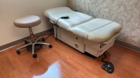 MIDMARK 623 EXAM TABLE W/ FOOT SWITCH, HAND CONTROL AND STOOL