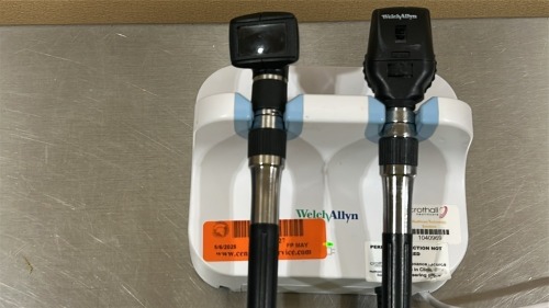 WELCH ALLYN GS 777 WALL TRANSFORMER W/ 2 HEADS LOCATED AT: LOCATED AT: 1 MEDICAL CENTER BLVD, CHESTER, PA 19013