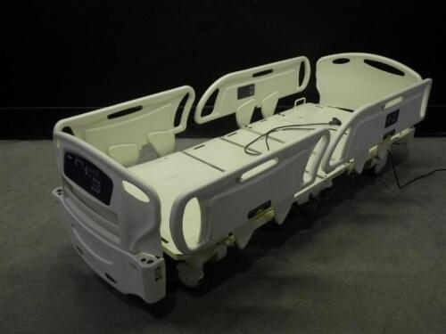 STRYKER FL28C HOSPITAL BED WITH HEAD AND FOOT BOARDS (BED EXIT)