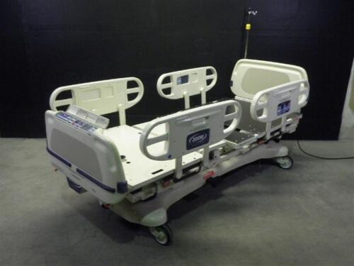 STRYKER 2040 CRITICAL CARE HOSPITAL BED WITH HEAD AND FOOT BOARDS (BED EXIT, SCALE)