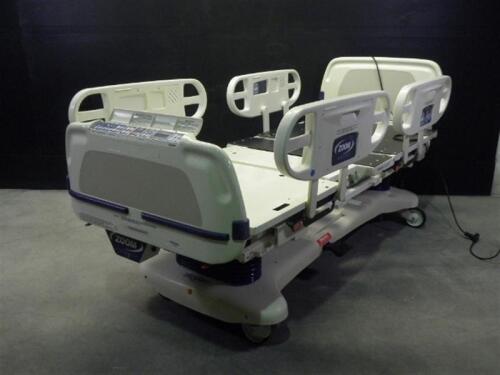 STRYKER 2040 CRITICAL CARE HOSPITAL BED WITH HEAD AND FOOT BOARDS (BED EXIT, SCALE)