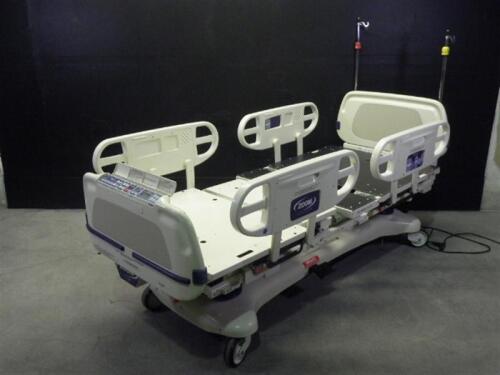 STRYKER 2040 CRITICAL CARE HOSPITAL BED WITH HEAD AND FOOT BOARDS (BED EXIT, SCALE)