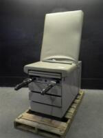 RITTER/MIDMARK 104 EXAM TABLE