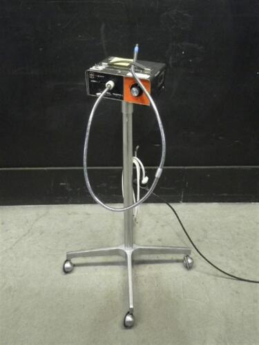 MED GENERAL 3000 MINI EXAM LIGHT ON ROLLING STAND