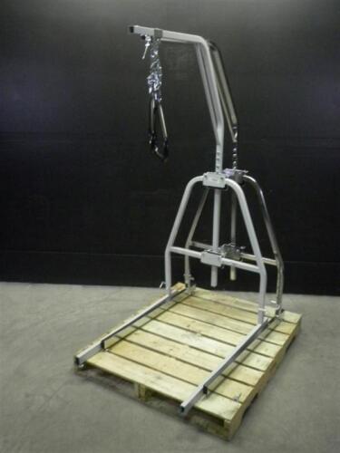 LUMEX 2800GA/2840A TRAPEZE FLOOR STANDS (QTY. 2)