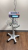 NELLCOR OXIMAX N-600X PULSE OXIMETER ON ROLLING STAND LOCATED AT: LOCATED AT: 1 MEDICAL CENTER BLVD, CHESTER, PA 19013 3/MC HALLWAY - 7