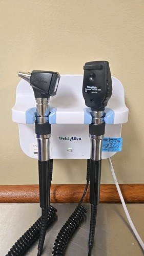 WELCH ALLYN 777 WALL TRANSFORMER W/ HEADS LOCATED AT: LOCATED AT: 1 MEDICAL CENTER BLVD, CHESTER, PA 19013 1/PPE