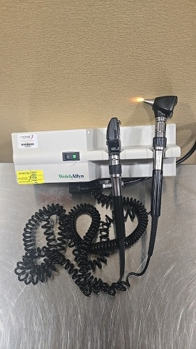 WELCH ALLYN 767 WALL TRANSFORMER W/ 2 HEADS W LOCATED AT: LOCATED AT: 1 MEDICAL CENTER BLVD, CHESTER, PA 19013