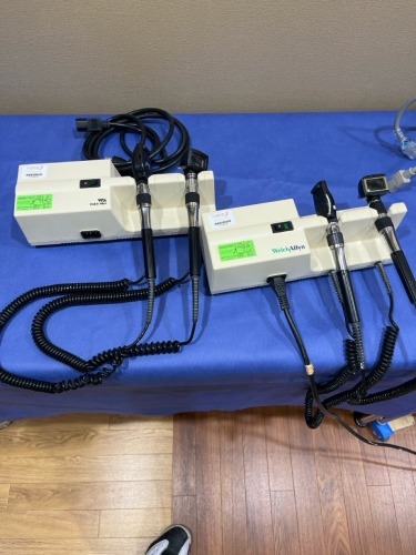 WELCH ALLYN 767 WALL TRANSFORMERS W/ HEADS, QTY. (2) LOCATED AT: LOCATED AT: 1 MEDICAL CENTER BLVD, CHESTER, PA 19013 1/ LOBBY