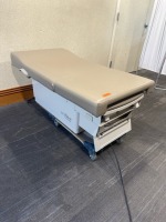 RITTER 222 EXAM TABLE W/ FOOT CONTROL LOCATED AT: LOCATED AT: 1 MEDICAL CENTER BLVD, CHESTER, PA 19013