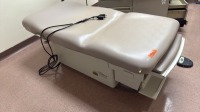 RITTER 222 EXAM TABLE WITH FOOTSWITCH, TAN LOCATED AT: LOCATED AT: 1 MEDICAL CENTER BLVD, CHESTER, PA 19013 3/C/ ULTRASOUND RM 1