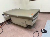 RITTER 222 EXAM TABLE WITH FOOTSWITCH, TAN LOCATED AT: LOCATED AT: 1 MEDICAL CENTER BLVD, CHESTER, PA 19013 3/C/ ULTRASOUND RM 2