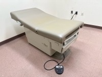 RITTER 222 EXAM TABLE WITH FOOTSWITCH, TAN LOCATED AT: LOCATED AT: 1 MEDICAL CENTER BLVD, CHESTER, PA 19013 3/C/ ULTRASOUND RM 3